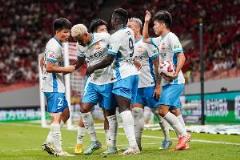  青岛西海岸五场不败追平中超单赛季纪录