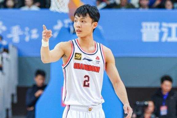  网友爆料徐杰已回国：他敢毁我容？