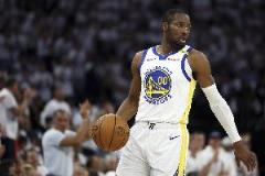  库明加成功防守！湾区名记：勇士管理层有43位高管